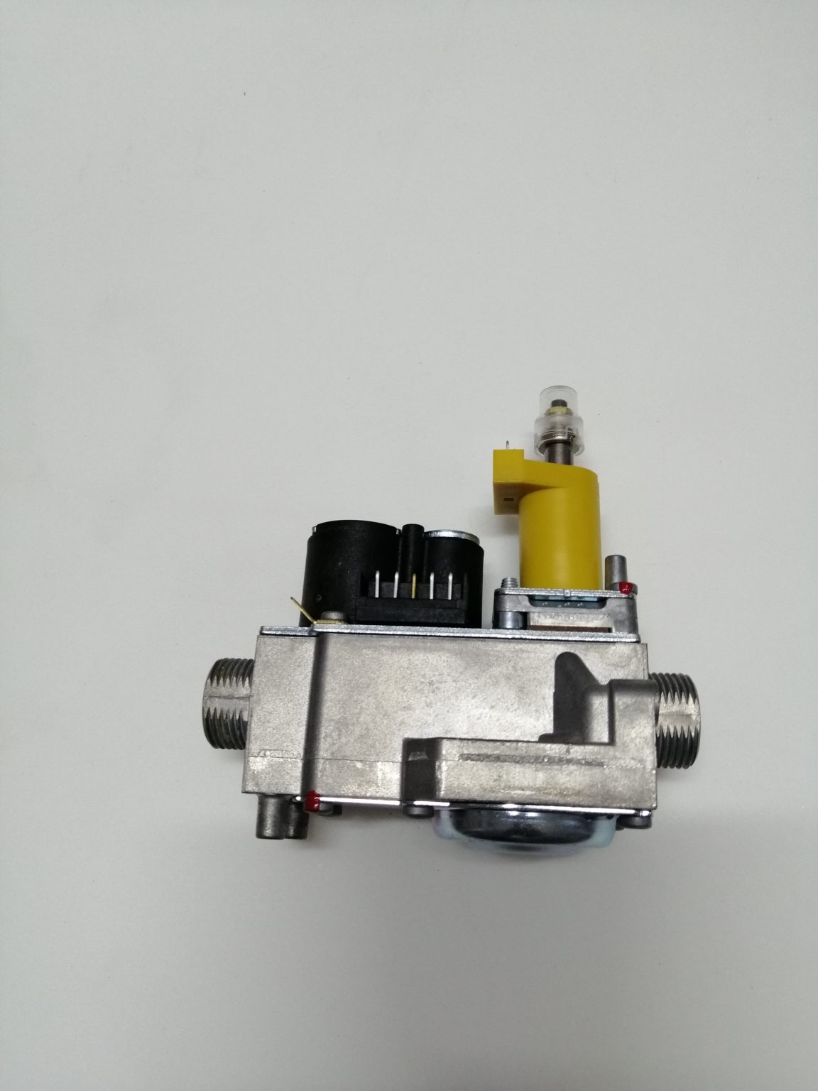Baymak Arçelik Maktek Kombi Uyumlu Gaz Valfi - Honeywell Type VK4105M 5181